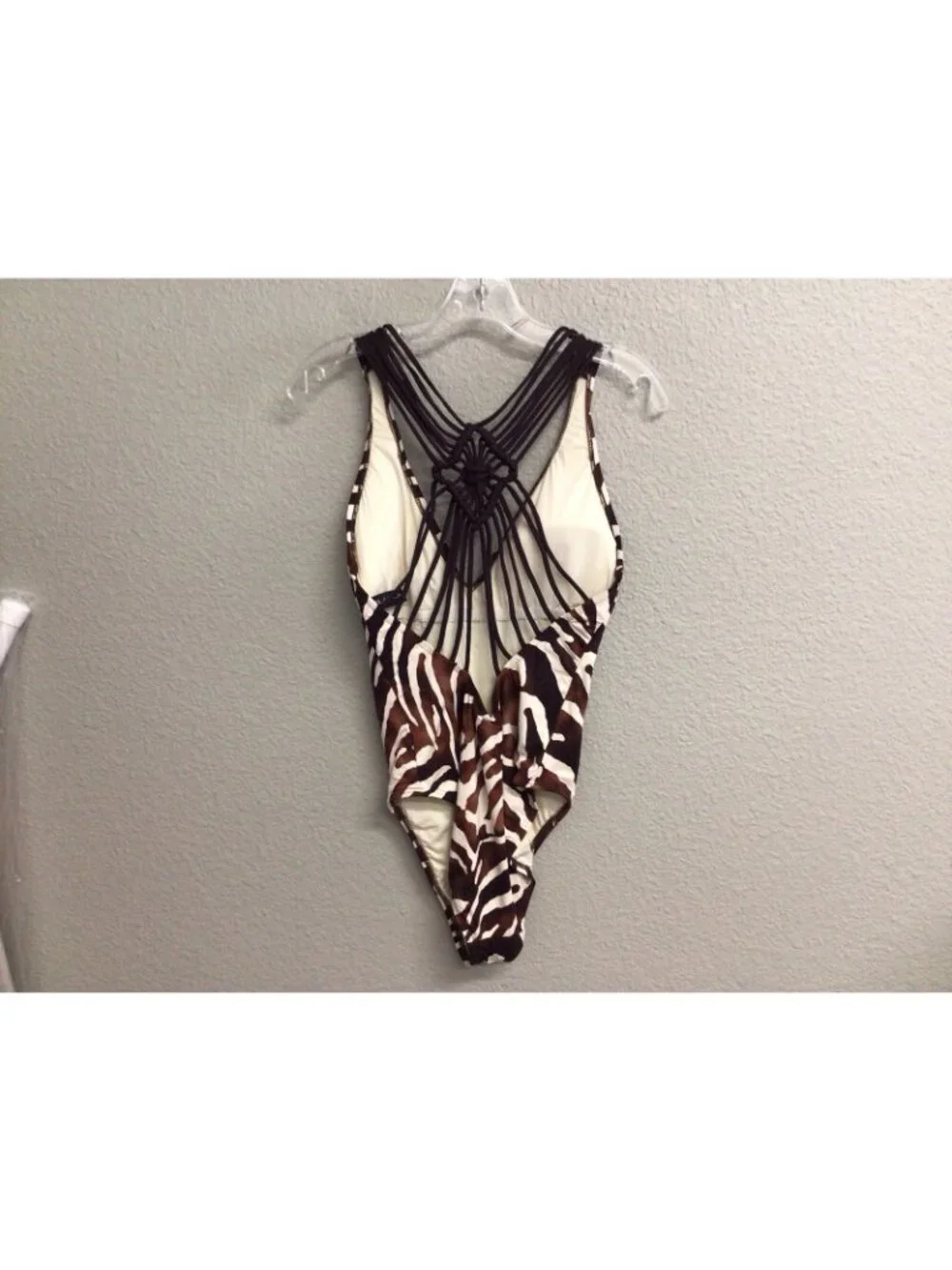 La Blanca Women's One Piece Swimsuit Size 10 Tiger Animal Print Slimming